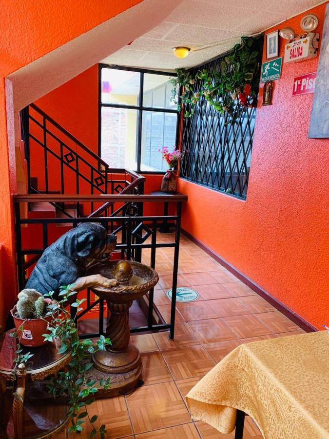 Hostal Rosita Latacunga Exteriör bild